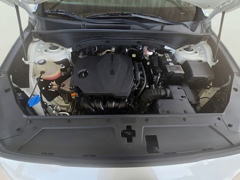Used 2021 Hyundai Santa Fe SEL FWD image 17