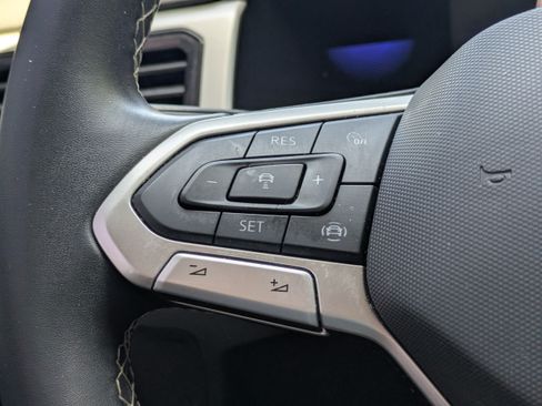 Used 2022 Volkswagen Atlas SE FWD image 26