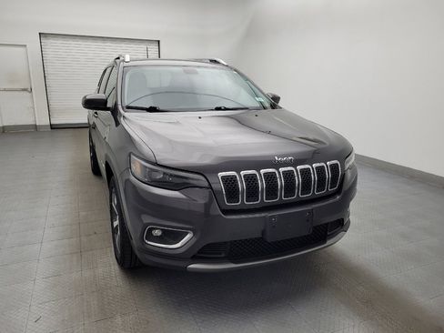 Used 2019 Jeep Cherokee Limited image 14