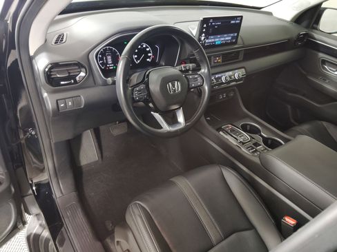 Certified 2023 Honda Pilot Touring image 4