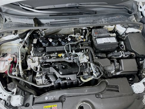 Used 2024 Toyota Corolla LE image 30