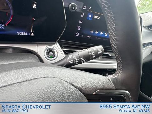 Used 2024 Chevrolet Trax LT w/ Driver Confidence Package FWD image 17