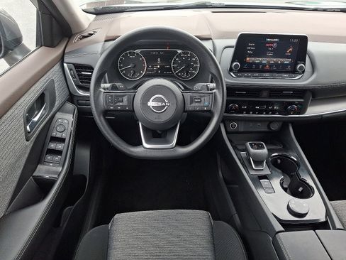 Used 2023 Nissan Rogue SV AWD/4WD image 13