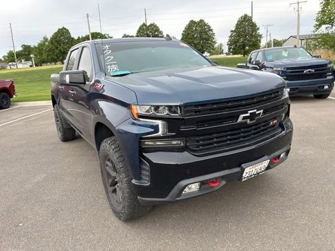 Used 2021 Chevrolet Silverado 1500 LT Trail Boss w/ Convenience Package II AWD/4WD image 5