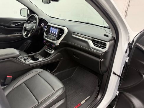 Used 2023 GMC Acadia SLT AWD/4WD image 33