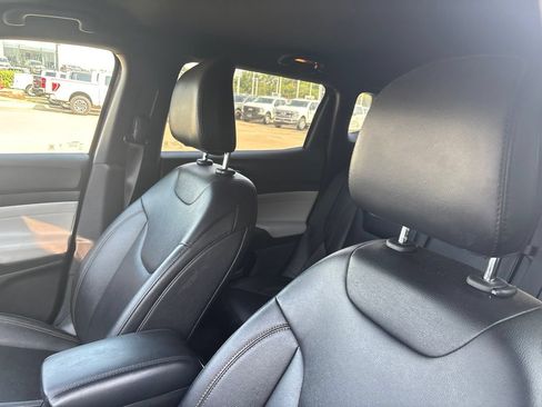 Used 2024 Jeep Compass Limited AWD/4WD image 13