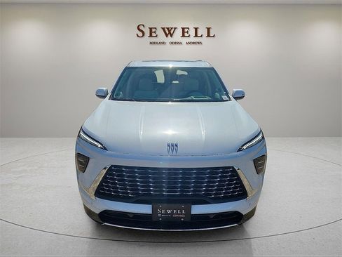 New 2026 Buick Enclave Avenir w/ Super Cruise Package image 8