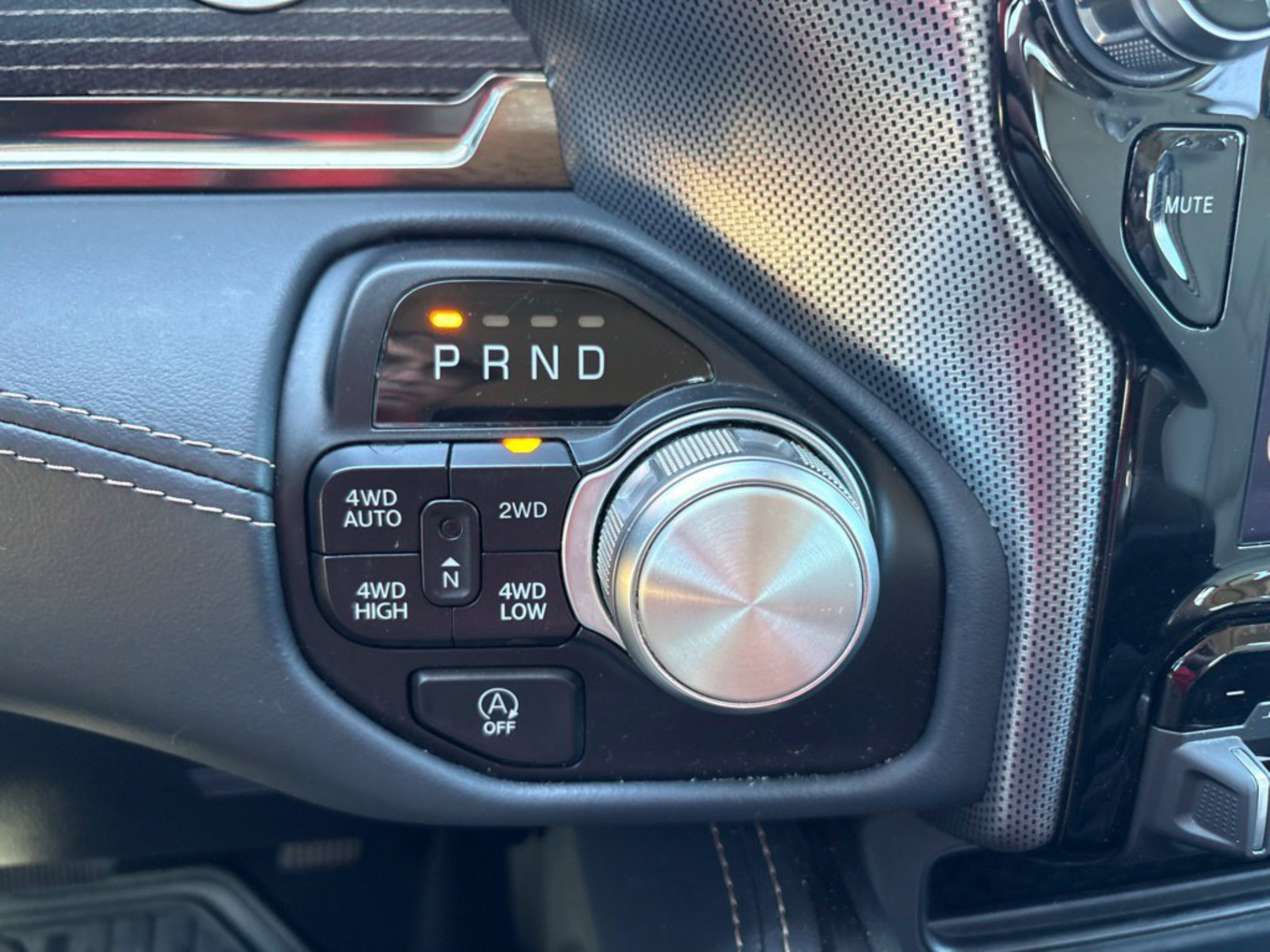 Used 2021 RAM 1500 Limited AWD/4WD image 19