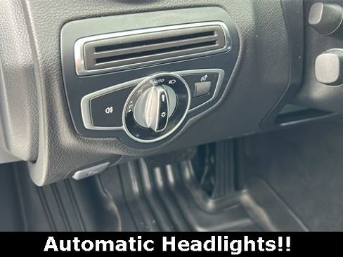 Used 2016 Mercedes-Benz C 300 4MATIC Sedan image 4