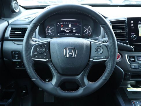 Used 2023 Honda Passport TrailSport image 15