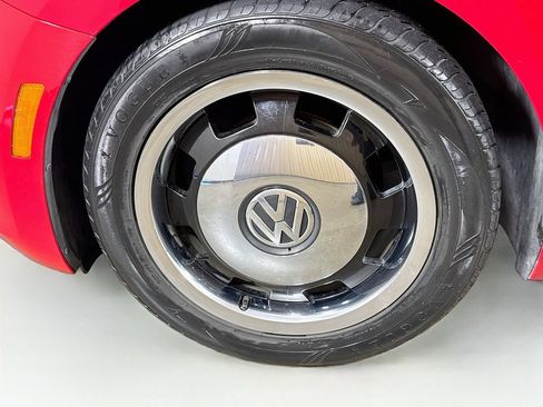 Used 2012 Volkswagen Beetle 2.5 FWD image 37