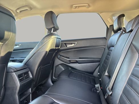 Certified 2023 Ford Edge SEL image 16