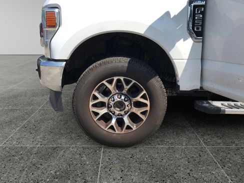 Used 2020 Ford F250 Lariat w/ Lariat Ultimate Package image 9