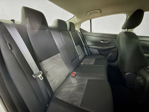 Used 2023 Nissan Sentra SR w/ Electronics Package image 24