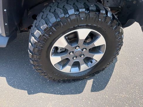 Used 2021 Jeep Wrangler Unlimited Sahara w/ Dual Top Group AWD/4WD image 12