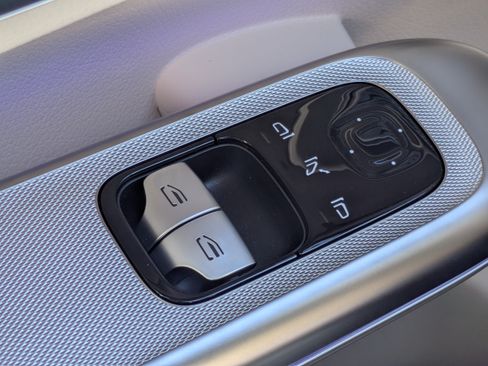 New 2027 Mercedes-Benz CLE 300 4MATIC Coupe image 23