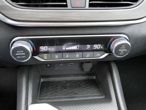 New 2025 Nissan Altima 2.5 SV w/ SV Special Edition Package image 13