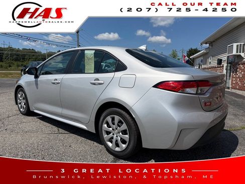 Used 2023 Toyota Corolla LE FWD image 5