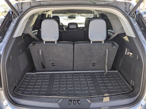 Used 2022 Ford Explorer Limited image 13