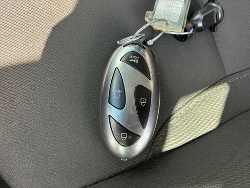 Used 2026 Hyundai Tucson SEL FWD image 17