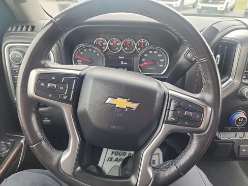 Used 2022 Chevrolet Silverado 1500 LT image 36