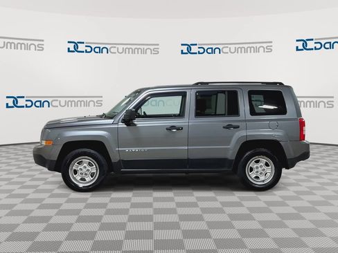 Used 2012 Jeep Patriot Sport AWD/4WD image 5