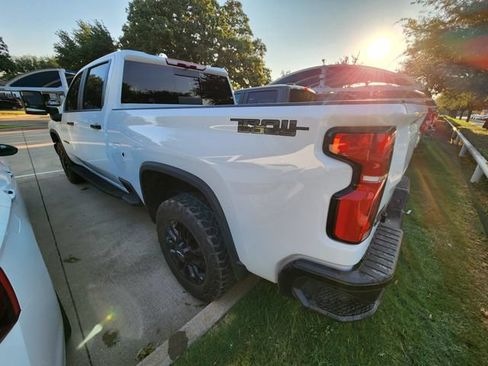 Used 2026 Chevrolet Silverado 2500 LT w/ Trail Boss Package AWD/4WD image 3
