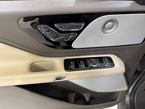 Used 2022 Lincoln Aviator Grand Touring w/ Equipment Group 301A image 16