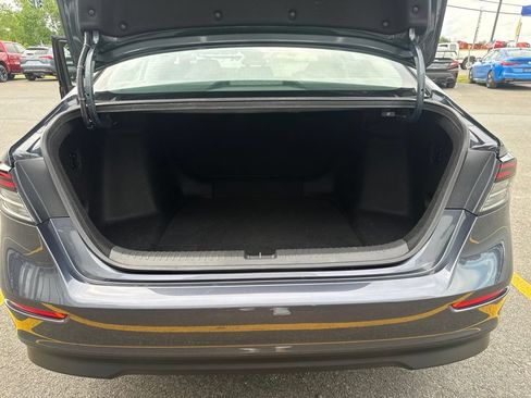 Used 2024 Honda Accord LX image 13