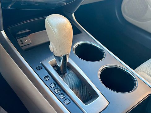 Used 2015 Nissan Altima 2.5 SV w/ Convenience Package image 22