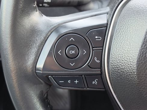 Used 2025 Toyota Corolla SE FWD image 17