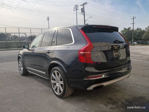 Used 2016 Volvo XC90 T6 Inscription w/ Vision Package image 5