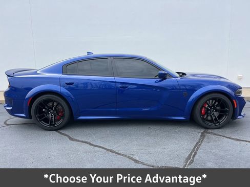 Used 2022 Dodge Charger SRT Hellcat w/ Harman/Kardon Audio Group image 3