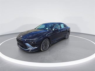 New 2025 Hyundai Sonata Limited video 4
