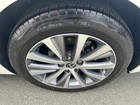 Used 2020 Lexus ES 350 w/ Premium Package image 36