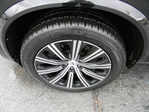 Used 2023 Volvo XC90 B5 Core w/ Protection Package Premier AWD/4WD image 27