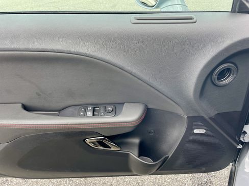 Used 2021 Dodge Challenger SRT Hellcat RWD image 12