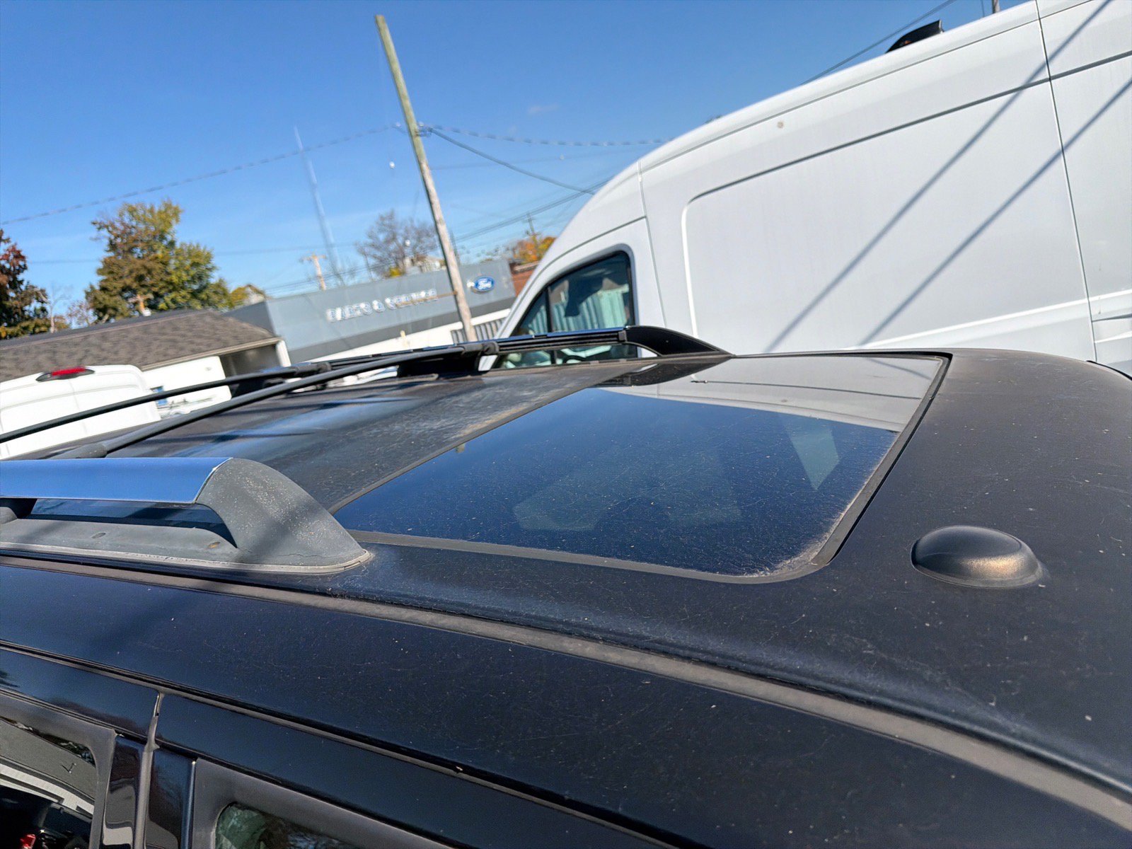 Used 2011 Ford Escape Limited w/ 302A Rapid Spec Order Code AWD/4WD image 3
