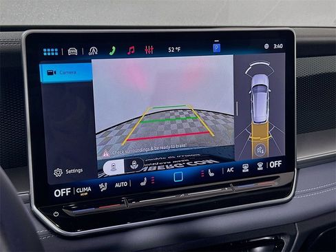 New 2026 Volkswagen Tiguan SE AWD/4WD image 17