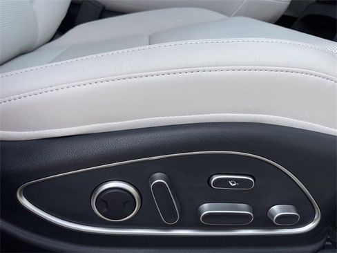 Used 2026 Hyundai Palisade Calligraphy image 27