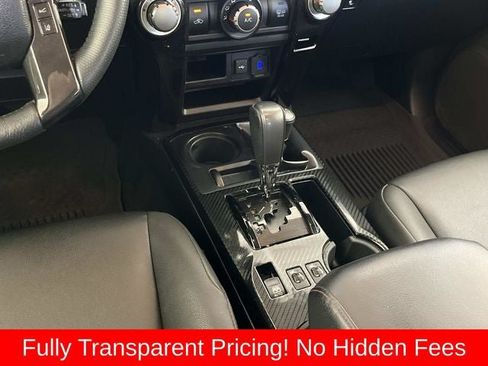 Used 2021 Toyota 4Runner Venture w/ Moonroof Package AWD/4WD image 14