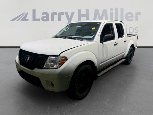 Used 2018 Nissan Frontier SV w/ Value Truck Package RWD image 1