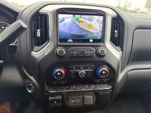 Used 2020 Chevrolet Silverado 1500 RST AWD/4WD image 24