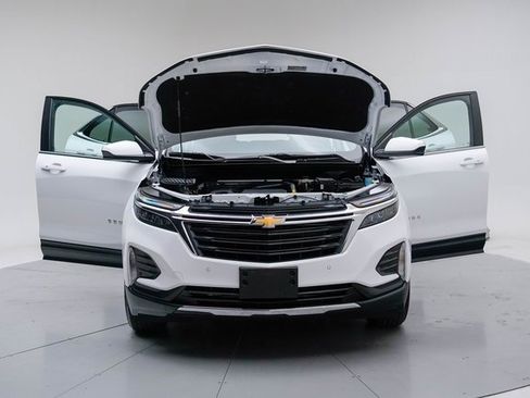 Used 2024 Chevrolet Equinox LT image 17