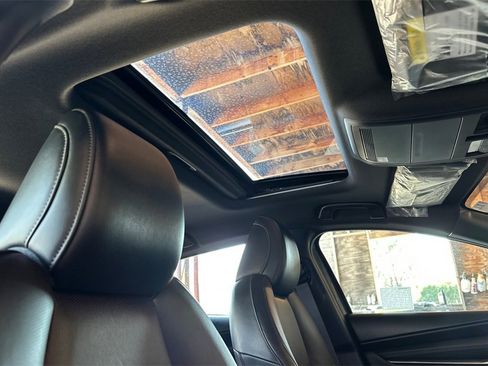 New 2025 MAZDA MAZDA3 Hatchback w/Premium Plus Pkg image 14