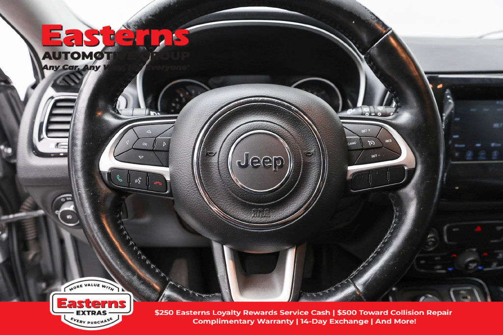 Used 2020 Jeep Compass Latitude AWD/4WD image 11
