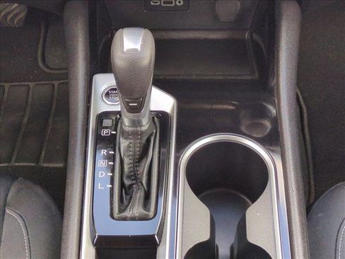 Used 2024 Nissan Altima 2.5 SV image 12