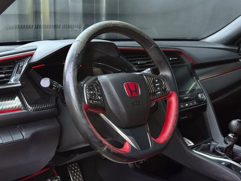Used 2017 Honda Civic Type R image 15
