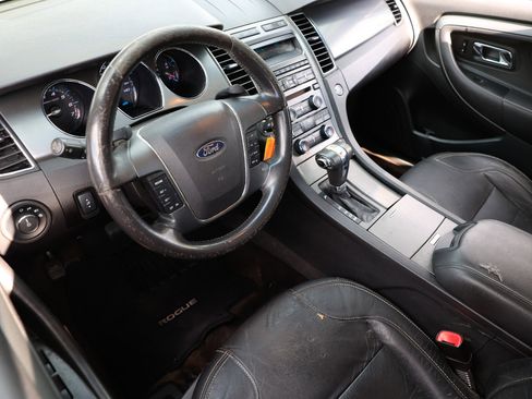 Used 2012 Ford Taurus SEL image 4