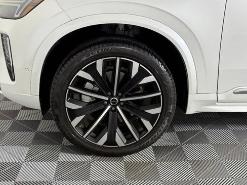 Used 2026 Volvo XC90 B6 Ultra w/ Protection Package AWD/4WD image 11